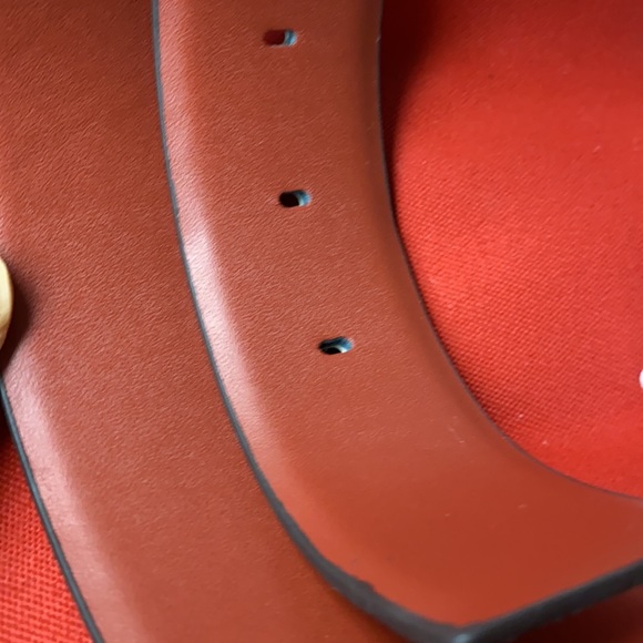 New MK Michael Kors reversible belt. large ⭐️⭐️⭐️⭐️ - Picture 10 of 17
